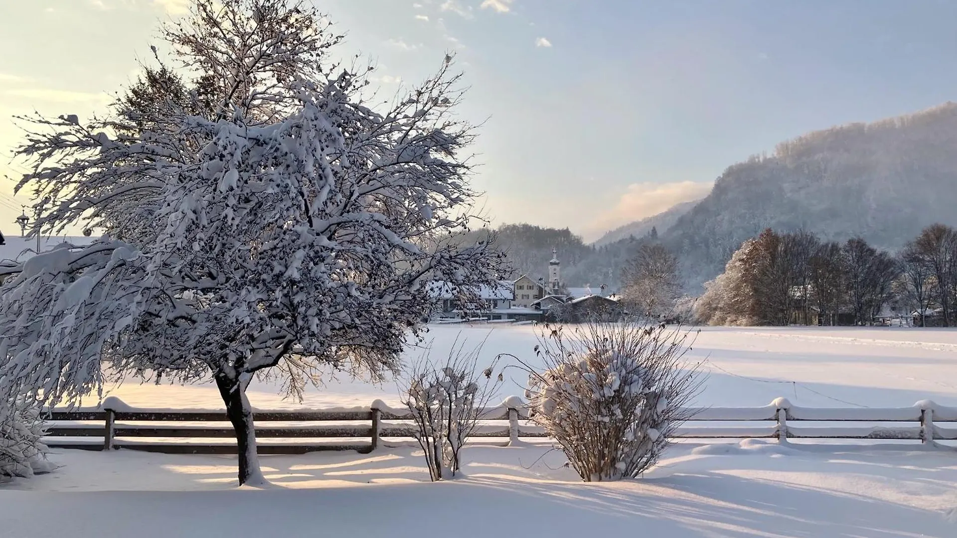 Open Garden Mountain Lodge Oberaudorf 0*,
